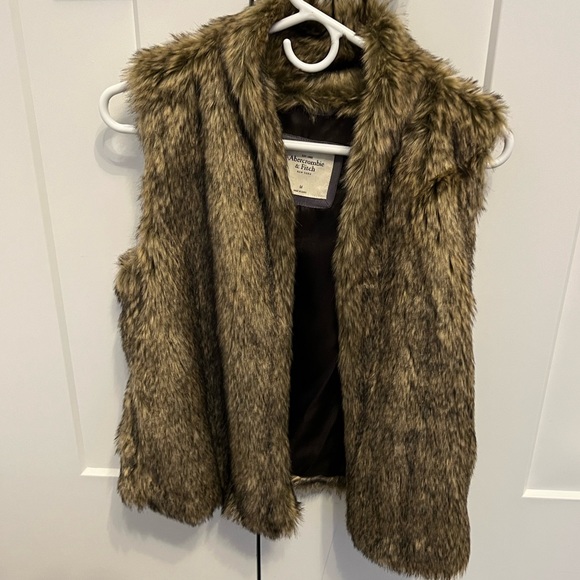 Abercrombie & Fitch Jackets & Blazers - Fur Vest